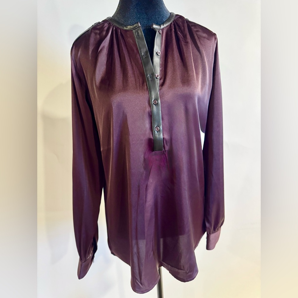 NWT Express Long Sleeve Top Size M